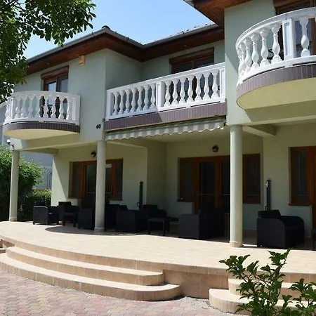 Green Garden